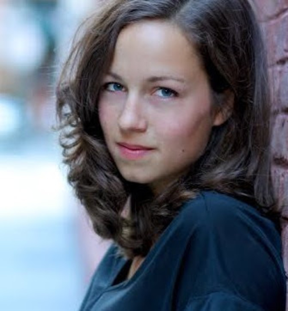 Meet your Posher, Madeleine